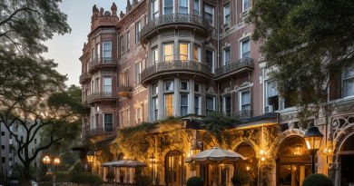 Southern Elegance: Timeless Stays in Historic Hotels of Savannah, Georgia